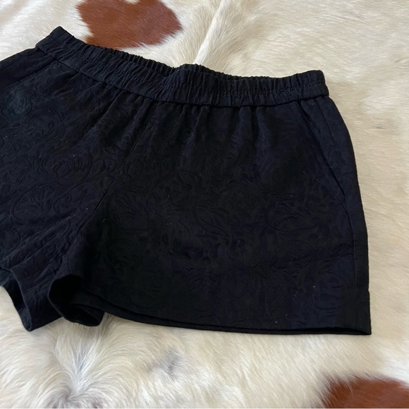 J Crew Floral Jacquard Black Shorts - Picture 3 of 12